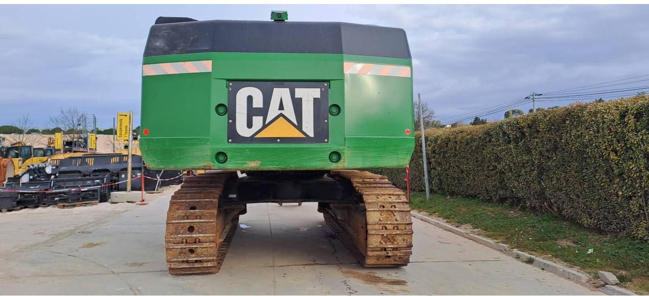 Excavadora de cadenas CAT 374D