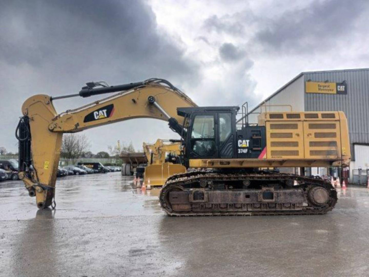 Excavadora de cadenas CAT 374F