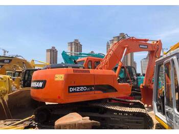  Doosan DH220LC-7 - excavadora de cadenas