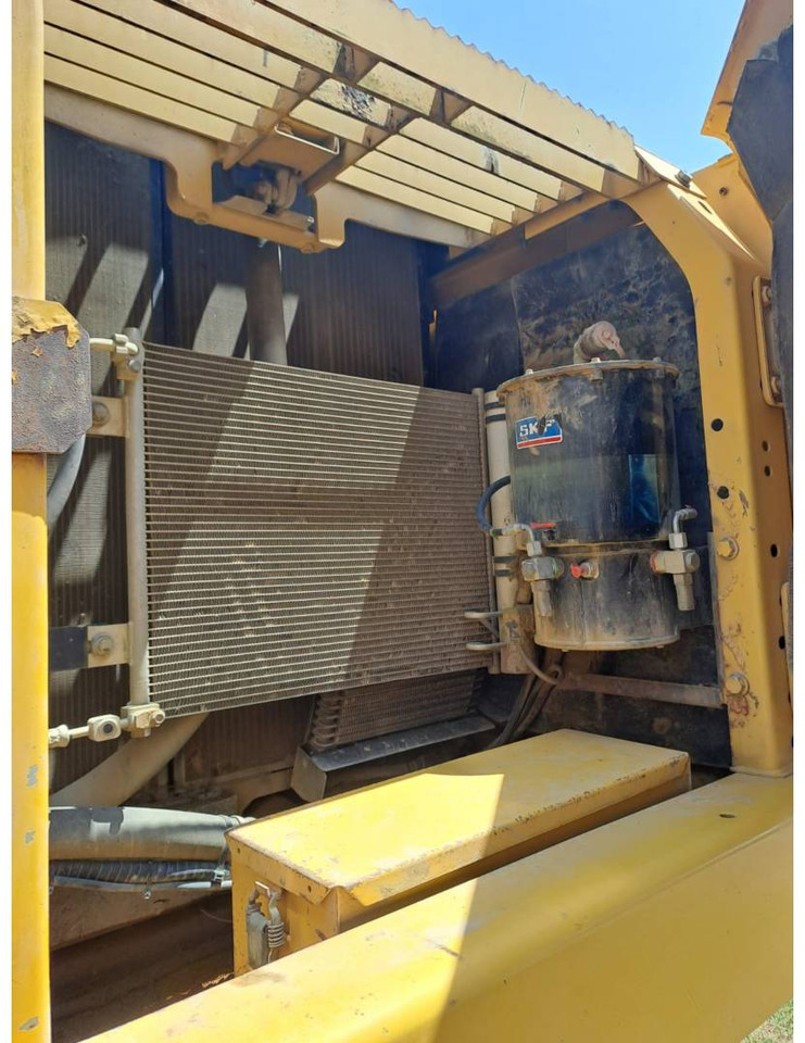 Excavadora de cadenas KOMATSU PC210LC