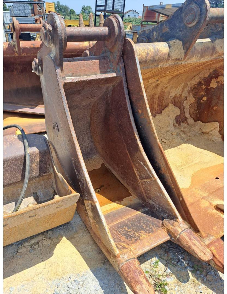 Excavadora de cadenas KOMATSU PC210LC