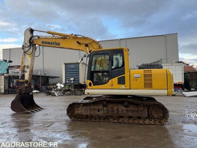 Excavadora de cadenas PELLE SUR CHENILLES KOMATSU - PC160-8 - 2011 - 12910H - BON ETAT GENERAL