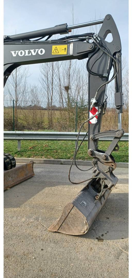 Excavadora de cadenas VOLVO CONSTRUCTION EQUIPMENT ECR58D