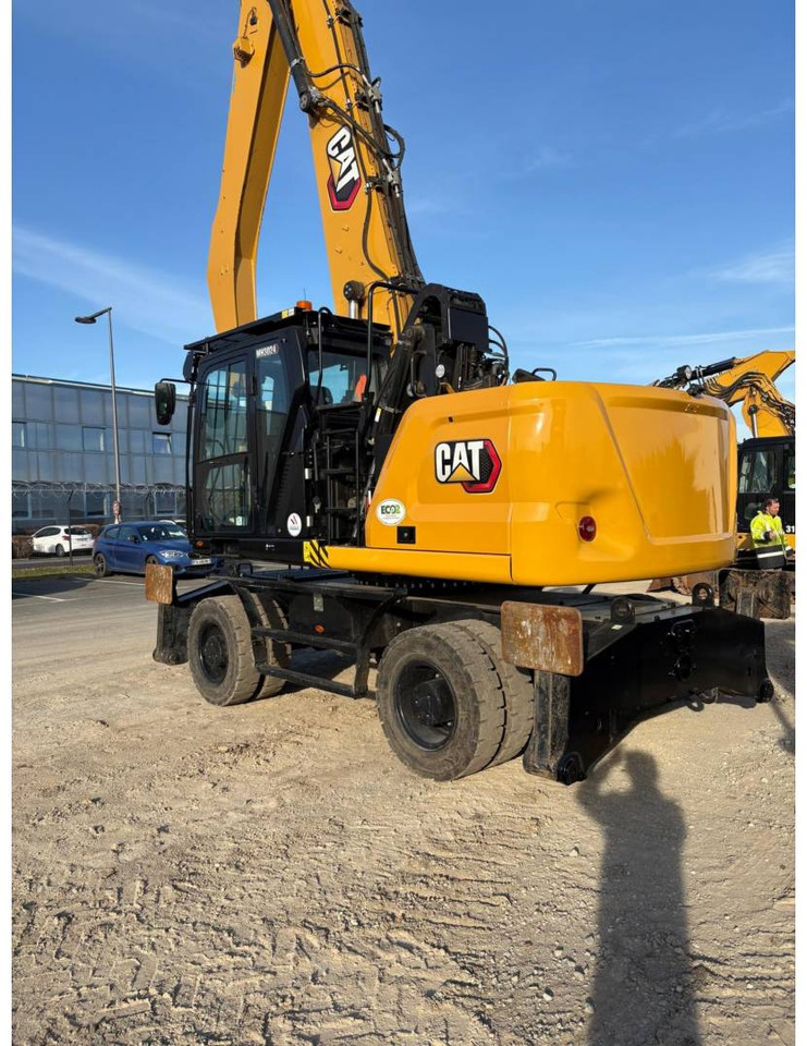 Excavadora de ruedas CAT MH3024