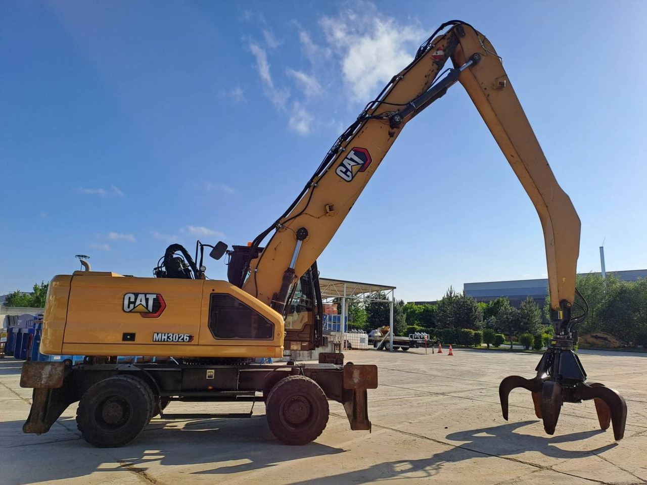 Excavadora de ruedas CAT MH3026
