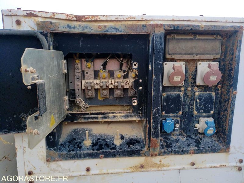 Generador industriale Groupe électrogène SDMO 60 kVA