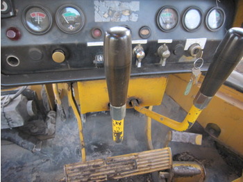 Colocador de tubos KOMATSU D355 C3 pipelayer: foto 2