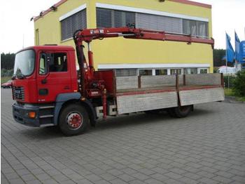 Autogrúa MAN 18.224 /4x2 18.224 4x2 mit Kran Hiab 102 2: foto 1