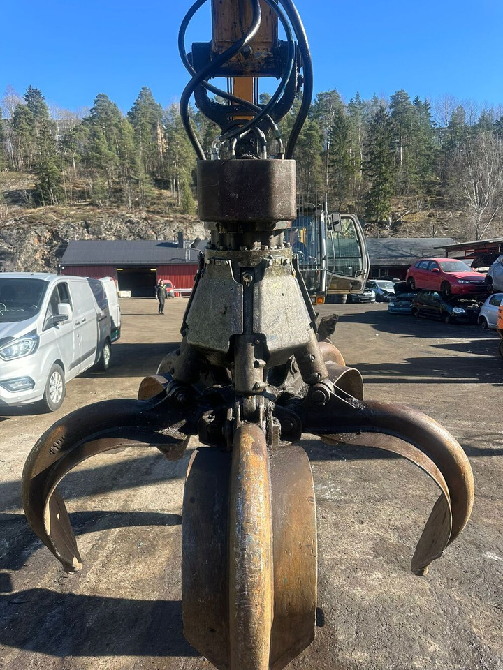 Manipulador de materiales LIEBHERR A924C