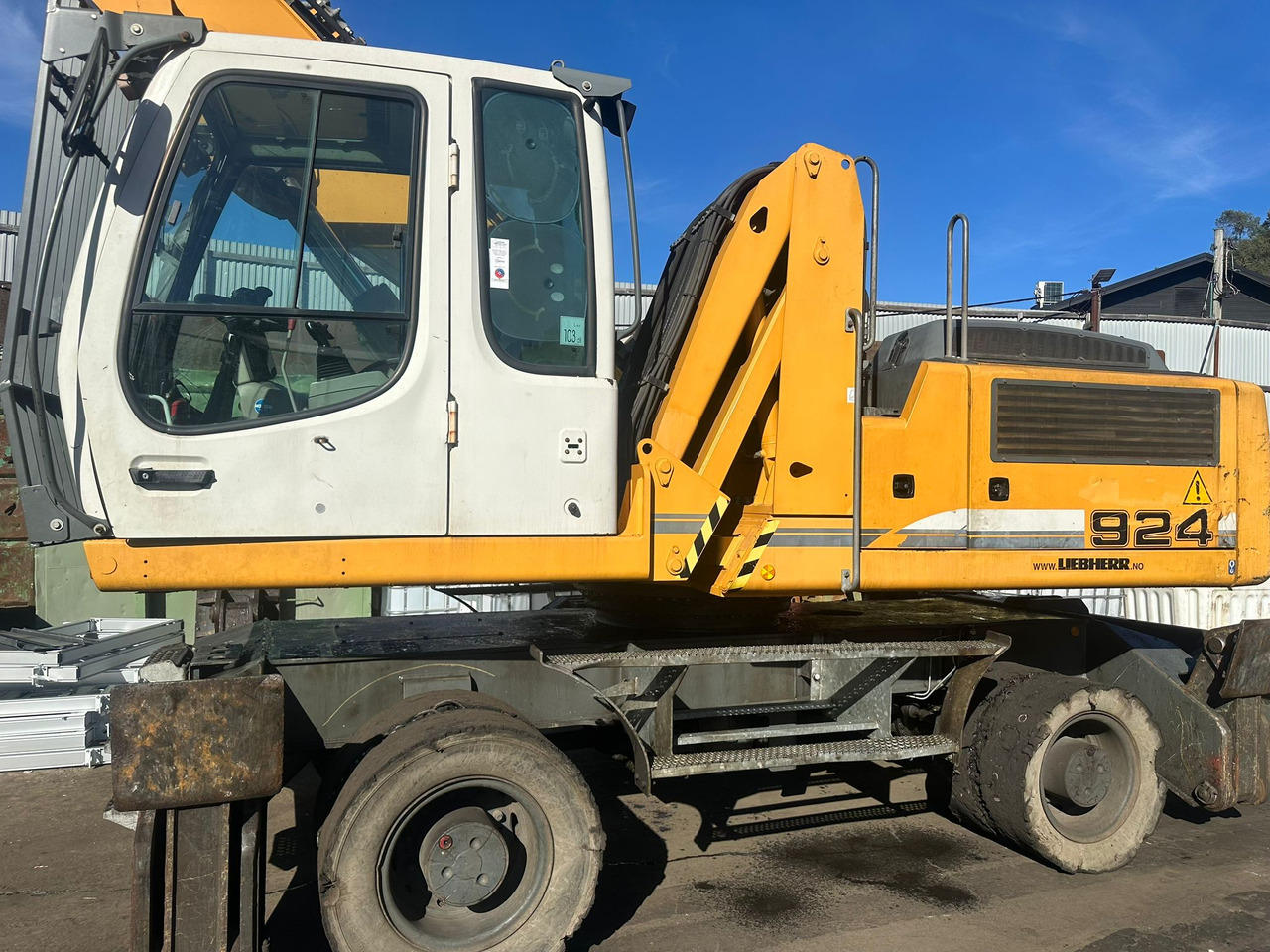 Manipulador de materiales LIEBHERR A924C