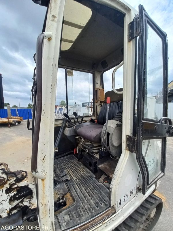 Miniexcavadora mini pelle 2.5T