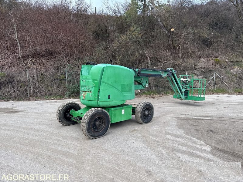 Plataforma elevadora Haulotte HA16PE Diesel Nacelle Articulee