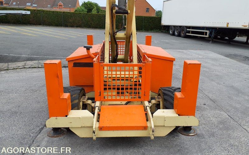 Plataforma elevadora Nacelle DIESEL JLG 260MRT