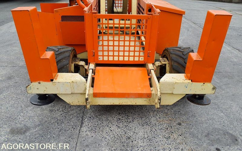 Plataforma elevadora Nacelle DIESEL JLG 260MRT