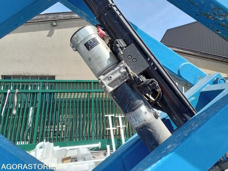 Plataforma elevadora Nacelle electrique à ciseaux JLG 2030ES