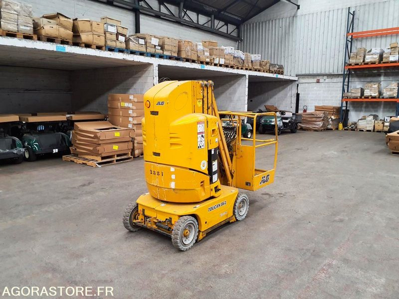 Plataforma elevadora Nacelles à mât vertical GROVE TOUCAN 861