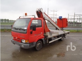 Nissan CABSTAR E110 - Plataforma elevadora