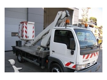 Nissan Cabstar 35.13 - Plataforma elevadora