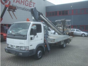 Nissan Cabstar 35.13 LionLift Galaxy Lift GT18-12 1750CM - Plataforma elevadora