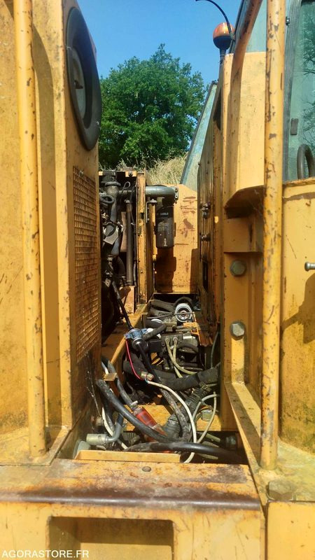 Retroexcavadora Pelle CASE 688 - 21595heures