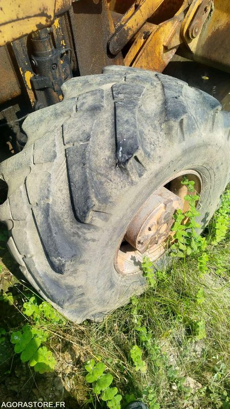 Retroexcavadora Pelle CASE 688 - 21595heures