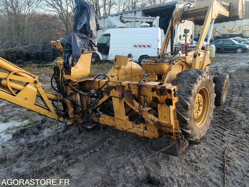 Retroexcavadora Tractopelle massey ferguson mf205 industriel