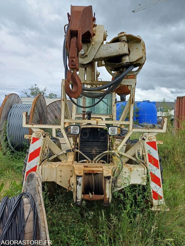 Maquinaria de construcción TRACTEUR POSE POTEAUX RISA TA60.33