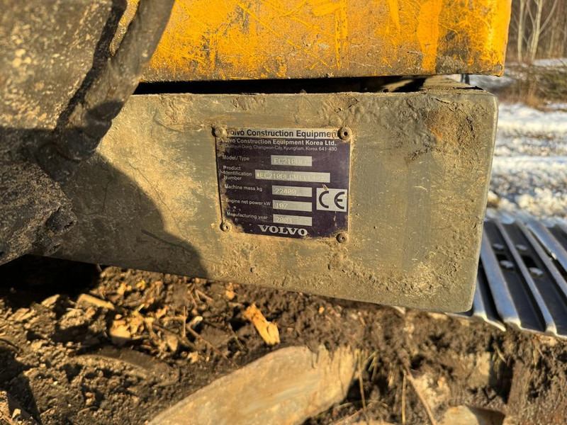 Excavadora de cadenas Volvo EC210BLC: foto 10
