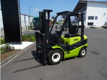 Carretilla elevadora Clark C25D / Seitenschieber /nur 32h!