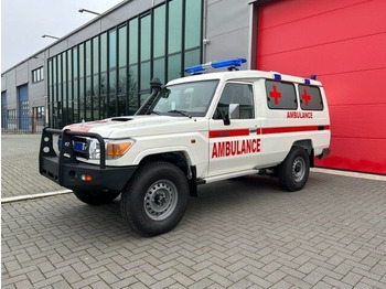 Ambulancia TOYOTA