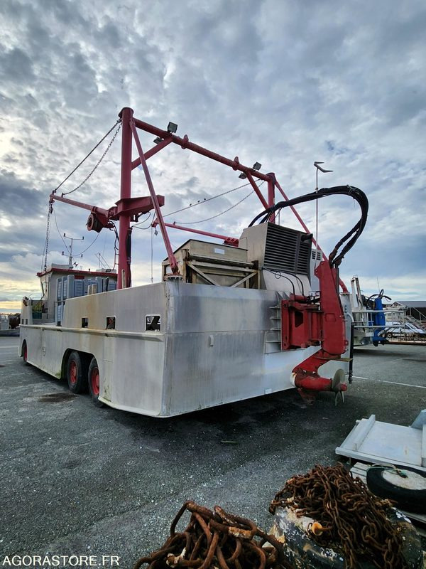 Otra maquinaria BATEAU A MOTEUR AMPHIBIE - LA BELLE DE CANCALE