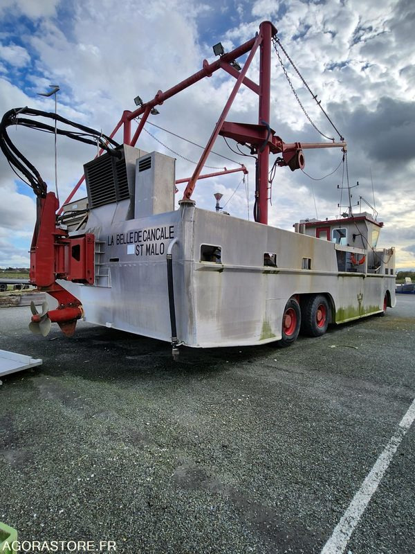 Otra maquinaria BATEAU A MOTEUR AMPHIBIE - LA BELLE DE CANCALE