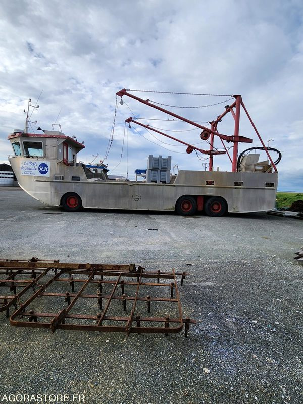 Otra maquinaria BATEAU A MOTEUR AMPHIBIE - LA BELLE DE CANCALE