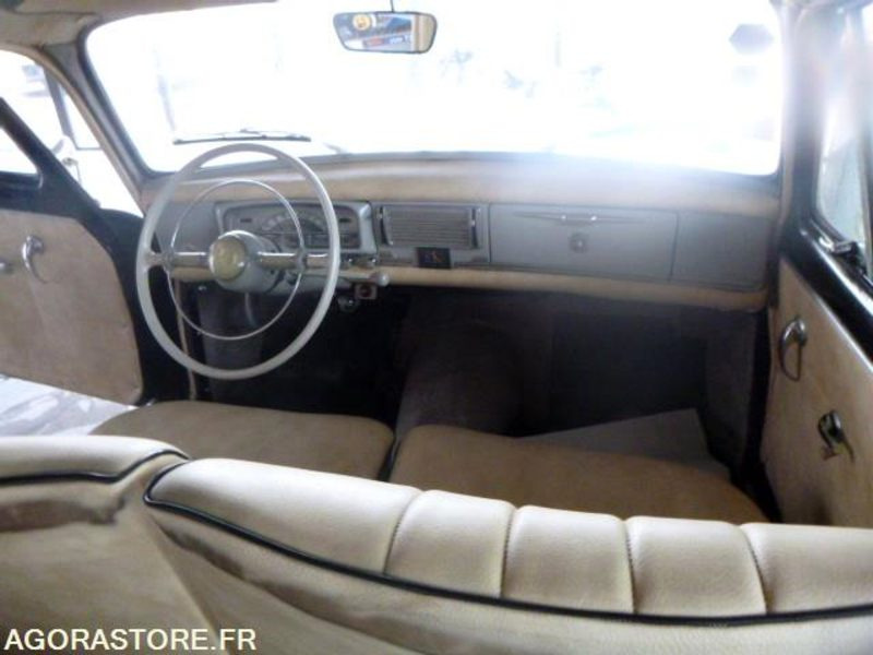 Coche COLLECTION - PEUGEOT BREAK - 1956 - 53000km