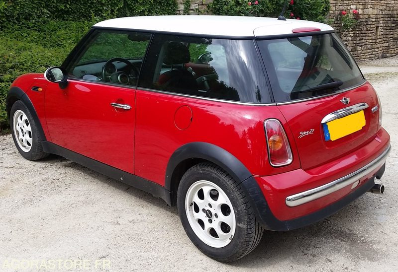 Coche MINI COOPER 1.6 ESSENCE DE 12/2001 AVEC 123458 KM GARANTIS 1 ère MAIN