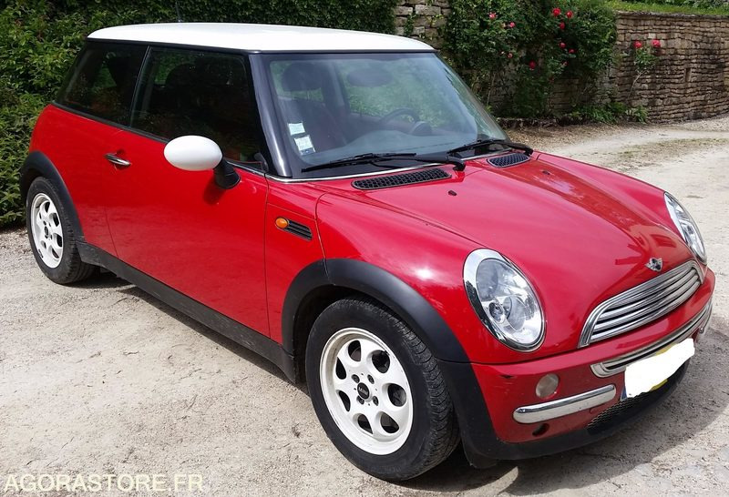 Coche MINI COOPER 1.6 ESSENCE DE 12/2001 AVEC 123458 KM GARANTIS 1 ère MAIN