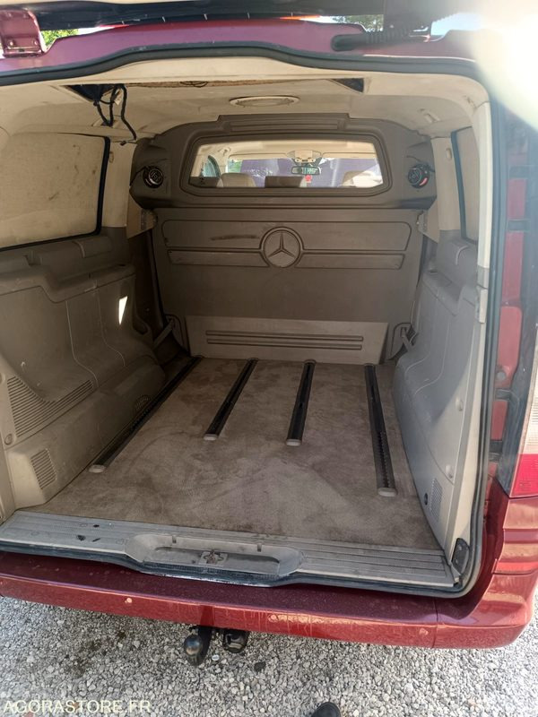 Coche Mercedes-Benz Viano 2.2 - 2004 - 230 000