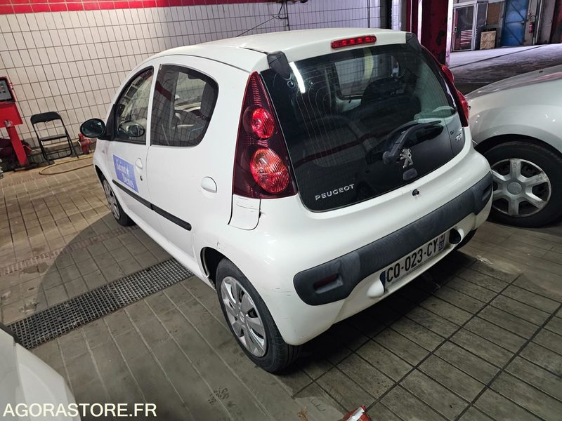 Coche Peugeot 107 - CQ023CY
