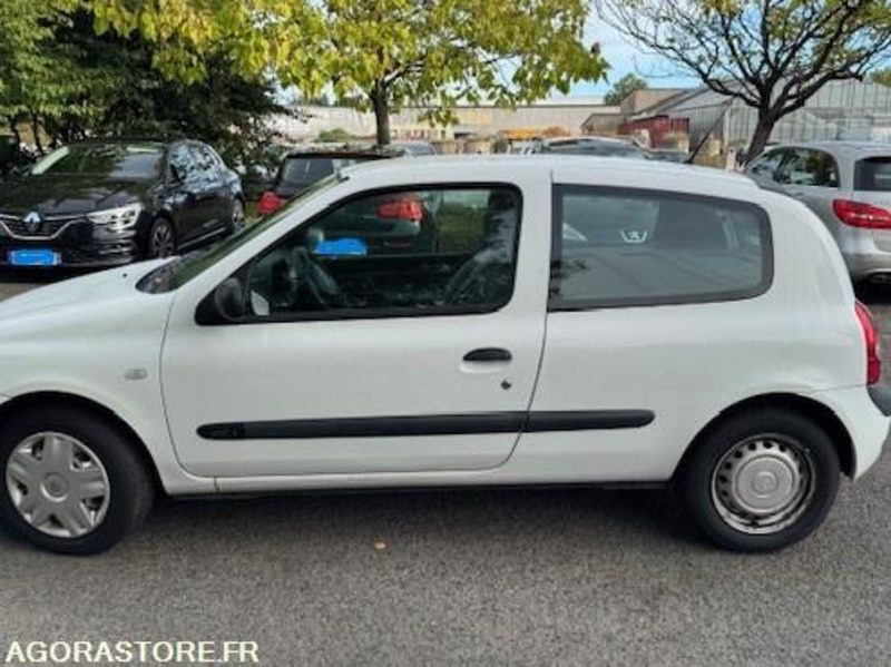 Coche RENAULT CLIO SOCIETE