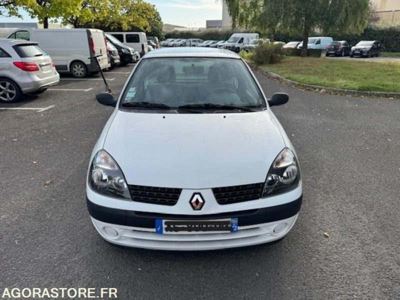 Coche RENAULT CLIO SOCIETE