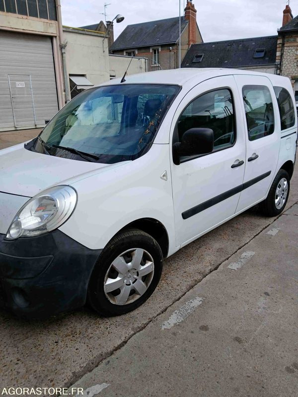 Coche RENAULT KANGOO