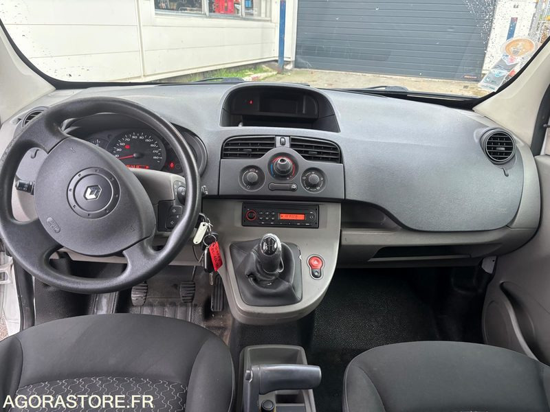 Coche RENAULT - Kangoo- année 2010- 96000 kms - Diesel