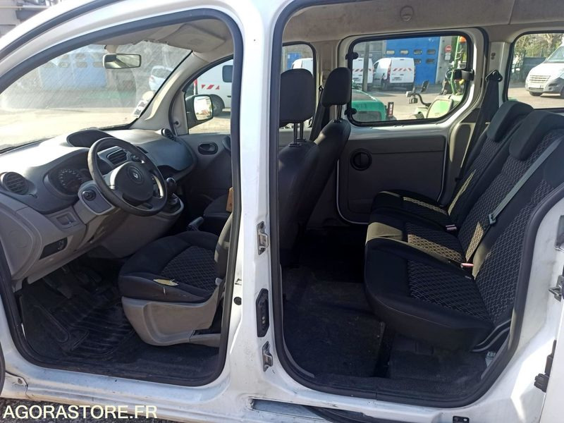 Coche RENAULT - Kangoo- année 2010- 96000 kms - Diesel