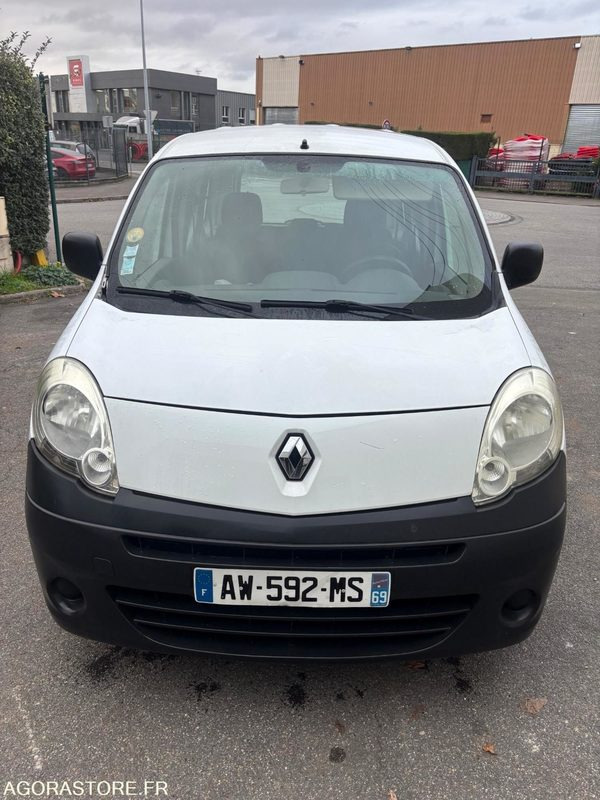 Coche RENAULT - Kangoo- année 2010- 96000 kms - Diesel