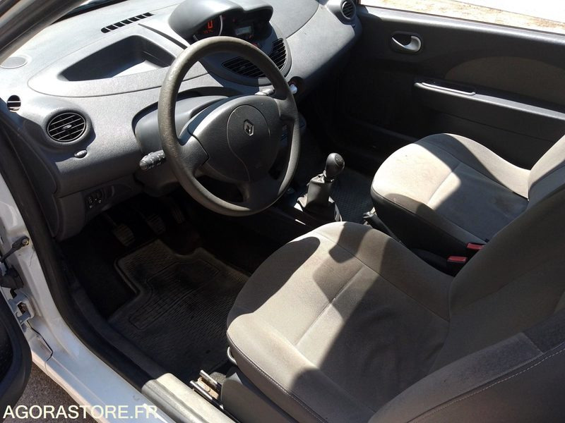 Coche RENAULT TWINGO 2 72848 kms 2010