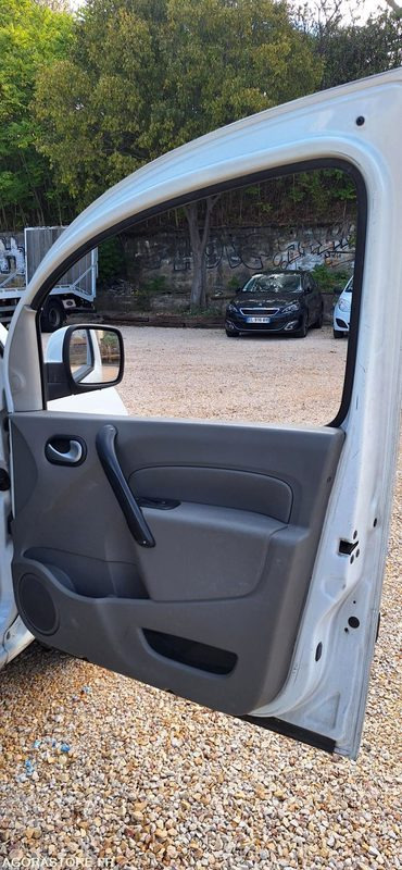 Coche Renault Kangoo (Ancien véhicule de la Police Municipale)