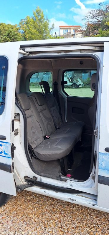 Coche Renault Kangoo (Ancien véhicule de la Police Municipale)