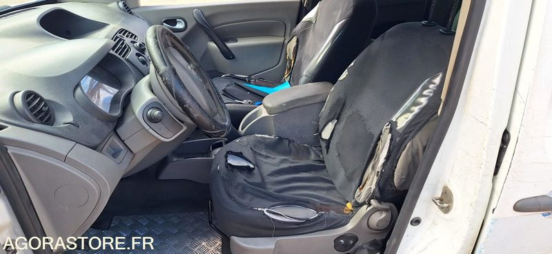 Coche Renault Kangoo (Ancien véhicule de la Police Municipale)