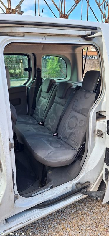 Coche Renault Kangoo (Ancien véhicule de la Police Municipale)