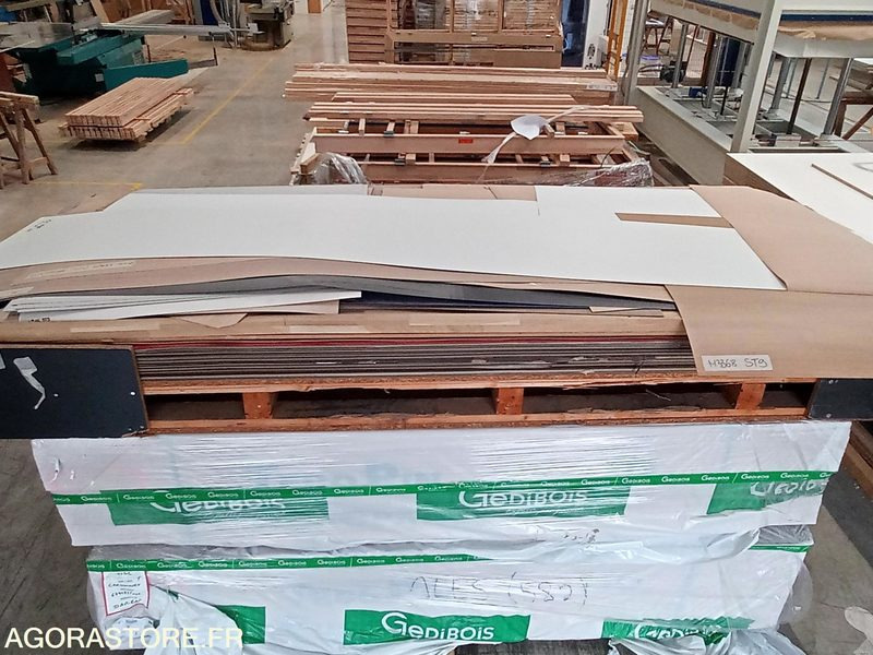 Herramienta/ Equipo Feuilles de stratifié EGGER et POLYREY